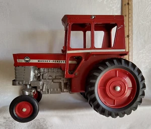 Ertl 1969-72 Massey Ferguson model 1080 1:16 scale red metal toy tractor w/cab! - Picture 1 of 8
