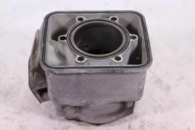 Jarra cilíndrica Ski-Doo Formula SLS 1996 -70 mm de diámetro- Foto 1 de 4