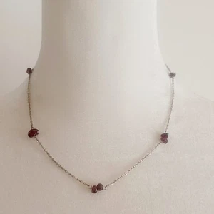 Collar de cadena de estación delicada de plata de ley y granate pulido - Imagen 1 de 3