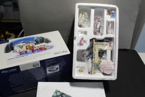 Dept 56 Snow Village Another's Man's Treasure Garage. #54945 - Picture 1 of 6