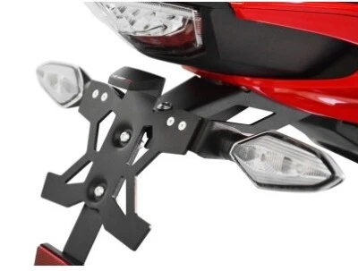 SUPPORT DE PLAQUE TOP BLOCK HONDA CBR1000RR 2017-2022 - Photo 1/3