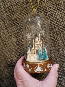 Disney Parks Ornament 2020 Merriest Wishes gewölbt beleuchtet Aschenputtel Schloss Neu ohne Etikett - Bild 1 von 1