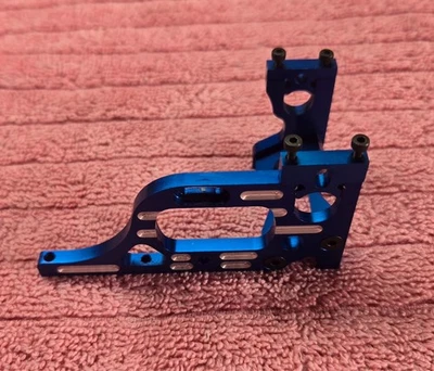 Vintage yokomo 870c yz10 91 92 93 works team suzuki blue motor and shaft mount - Image 1 of 3