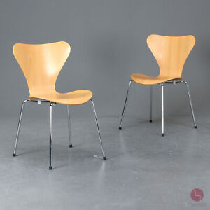 Fritz Hansen 3107 Serie 7 Stuhl Klassiker Buche lackiert Danish Design Chair 1v2