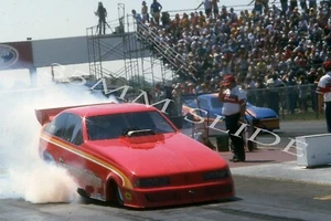 35MM NHRA SLIDE - JIM DUNN FIREMANS QUICKIE FUNNY CAR BURNOUT #44L - Picture 1 of 1