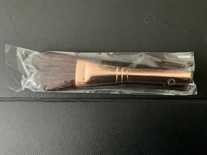 BN BARE MINERALS FLAWLESS FINISH ANGLED FACE BRUSH WITH ROSE GOLD HANDLE - Picture 1 of 2