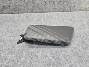 KIA EV6 GT LINE 22-23 ARMREST CENTER CONSOLE STORAGE LID COVER BLACK OEM - Picture 1 of 6