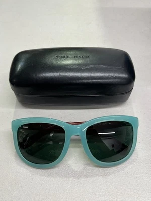 Gafas de sol The ROW Cat Eye de acetato junto a la piscina y cuero rojo - ROW7C35SUN Foto 1 de 4