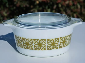 Vintage Pyrex 474-B Verde Green Square Flowers Casserole Dish with Lid - Picture 1 of 8
