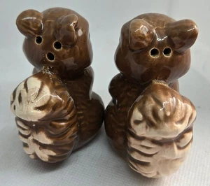 Vintage Brown Squirrel Salt & Pepper Shaker Set – Woodland Ceramic Critters - Picture 1 of 2
