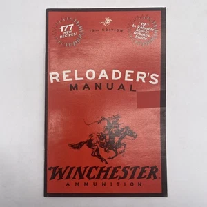 Winchester Reloaders Manual Guide for Smokeless Powders Vintage Paperback - Picture 1 of 4
