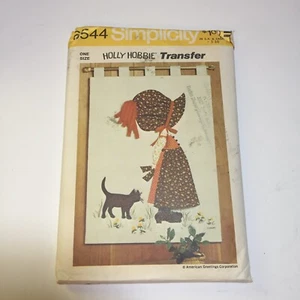 Simplicity 6544 Holly Hobbie Applique Transfer Wall Hanging Quilt - Picture 1 of 3