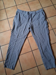 Leggings Jogginghose Hose 44 46 grau mit Seitenstreifen - Bild 1 von 5