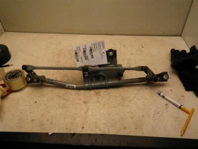 Windshield Wiper Motor Fits 13-18 TAURUS 1020835 - Image 1 of 4