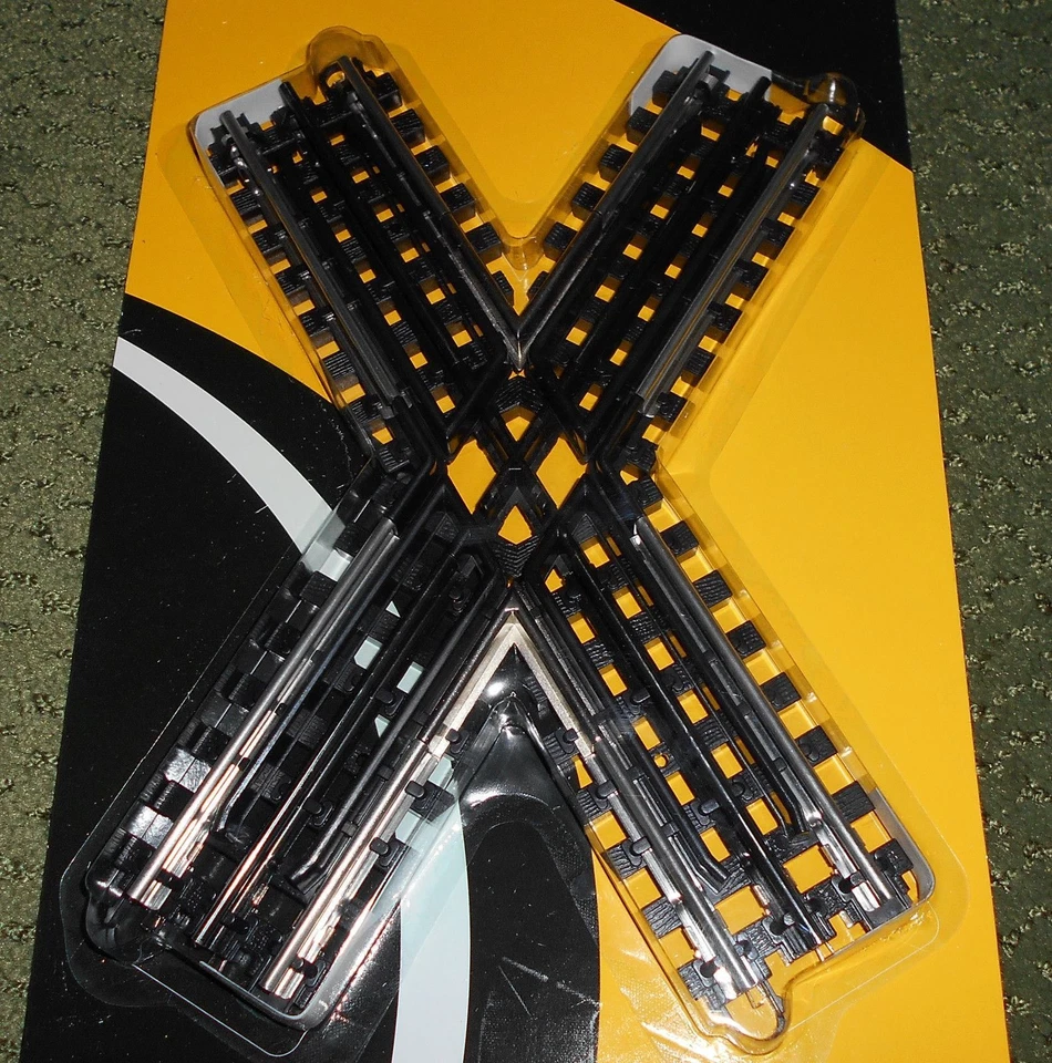 K-line O-Line Reproduction O gauge super snap 60 degree crossover section J - Image 1 of 2