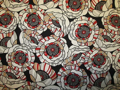 POPPIES POPPY FLORAL RED WHITE TAN COTTON FABRIC BTHY  - Image 1 of 4