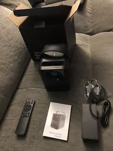 Proyector de video WiFi Unicima - soporte nativo 1080P zoom 4D corrección clave, - Imagen 1 de 6