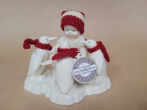 Amigos útiles"" Snowbabies Dept 56 Nuevo en caja Kristi's Classics 2016 - Imagen 1 de 14