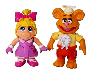 Disney Junior Muppet Babies Miss Piggy/Fozzie Bear Poseable 2.5” Action Figures - Picture 1 of 12