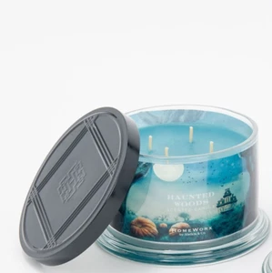 HomeWorx by Slatkin & Co.  Haunted Woods 18oz Candle    USED - Picture 1 of 3