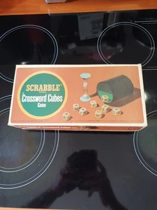 Vintage 1964 Scrabble Crossword Cubes Family Word Game - Picture 1 of 14