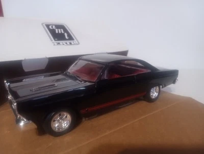 Ford Fairlane GT/A 1966 repop concesionario AMT modelo de coche envío gratuito negro nuevo en stock Foto 1 de 4