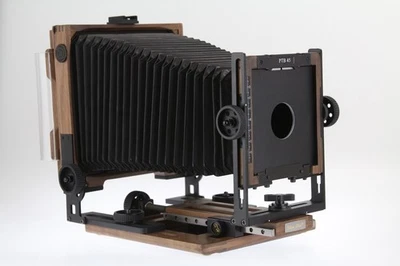 [NUEVA CAJA ABIERTA] Cámara de gran formato plegable de madera de nogal Shen Hao PTB-45 4x5 Foto 1 de 4