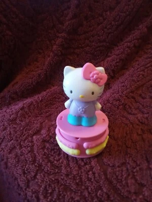 McDonald's HappyMeal 2004 Sanrio/HelloKitty "Caja de baratijas con pulseras-Falta azul Foto 1 de 4