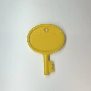 VTG MCDONALDS Fisher Price Play Food Electronic Cash Register Yellow KEY ONLY - Picture 1 of 4