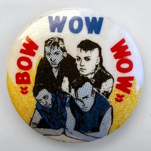Pin de botón vintage de 1980 BOW WOW Annabella Lwin insignia Malcolm McLaren 1" - Imagen 1 de 2
