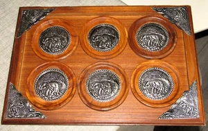 Bandeja de madera de madera india vintage y 6 posavasos repousse decoración de plata real - Imagen 1 de 11