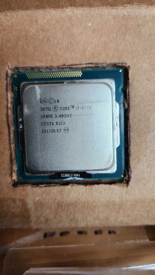 CPU Intel Core i7-3770 SR0PK 3,40 GHz (Turbo 3,90 GHz) 4 núcleos 8M LGA-1155 Foto 1 de 1