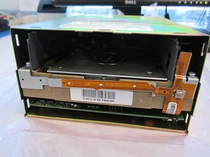 Compaq TR-S12XA-CA 110/220GB SDLT LVD - UNTESTED spares - Photo 1/3