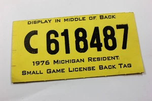 1976 Michigan Resident Small Game Hunting License Back Tag # C 618487 - Bild 1 von 2