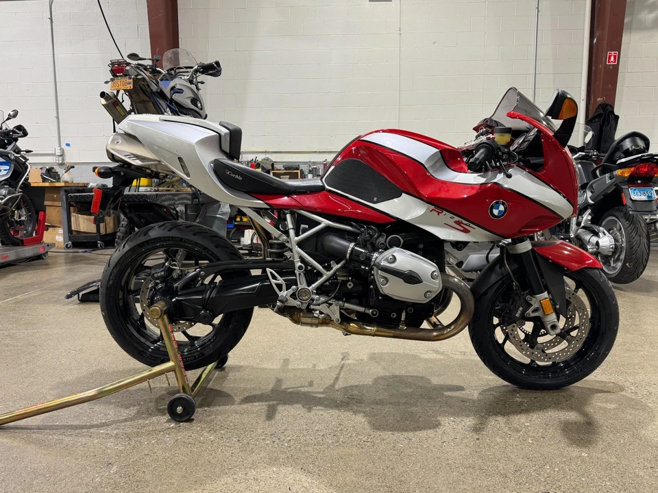 2009 BMW R-Series  - Image 1 of 4