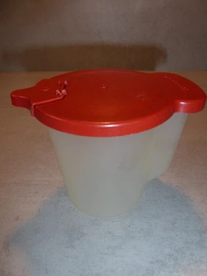 Tupperware Milchkännchen / Sahnekännchen mit Deckel, Art.Nr.: 574-21 - Bild 1 von 4