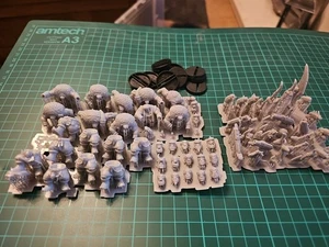 40k Orks Printed Unknown Maker, X 9 - Picture 1 of 13