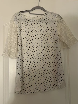 Camiseta Top Van Heusen Mujer Blanca Algodón Mangas Encaje Talla M NUEVO SIN ETIQUETAS Foto 1 de 3