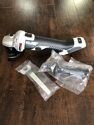 HERRAMIENTA AMOLADORA INALÁMBRICA PANASONIC 14.4V SOLO EY4640 Foto 1 de 4