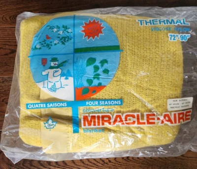 Vintage Mid Century Modern Yellow Miracle-Aire Thermal Blanket 79x90 60s 70s NWT - Image 1 of 4
