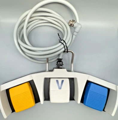 Interruptor de pie Valleylab FT6003 Covidien Force Triad 3 pedales Foto 1 de 2