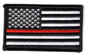 BANDERA AMERICANA LÍNEA ROJA (BOMBEROS) MOTOCICLISTA PATRIÓTICO HIERRO EN PARCHE - Imagen 1 de 1