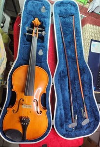 Bellafina Prelude Series Violin 4/4 Size W/2 Bows, Bridge, Hard Case & Resin - Picture 1 of 23