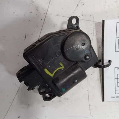 Actuador de puerta de aire acondicionado calefacción motor puerta abatible Ford Fiesta 2014 2015 2016 2017 2018 20 Foto 1 de 4