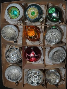 alter Christbaumschmuck aus Glas, 12 Einstichkugeln/Reflexe 0901 - Picture 1 of 1