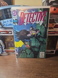 Detective Comics #649 (DC Comics Early September 1992) - Picture 1 of 12