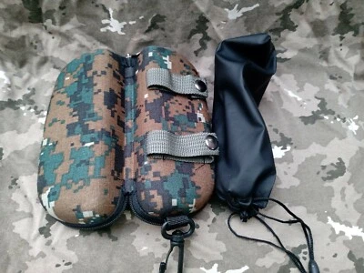 Pro Gaming Glasses Protective Case Pixilated (Jungle Yellow) PS4 PS5 Xbox PC etc - Image 1 of 4