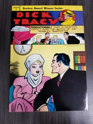 Dick Tracy Book #6 1986 Tribune Media Services Inc. Serie ganadora del premio Reuben Foto 1 de 4