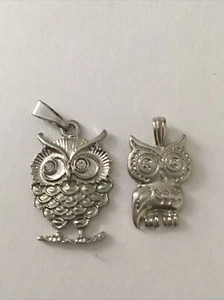 Vtg Lot 2 Owl Small Sparkling Rhinestones Silver Plated Pendant Novelty Necklace - Picture 1 of 6
