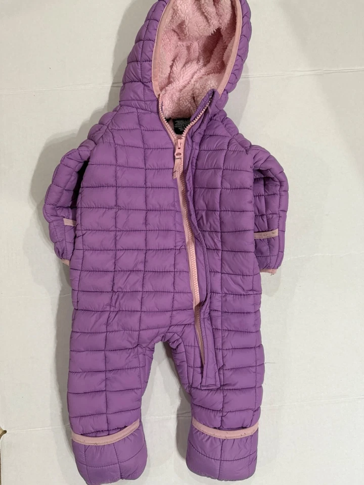 morado y lavanda snowzu cálido invierno bebé traje de nieve 3-6 meses buen estado  Foto 1 de 4